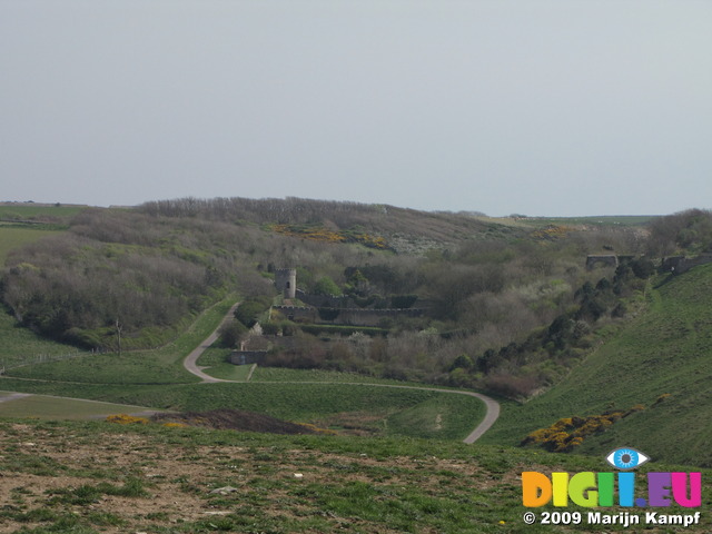 SX05262 Dunraven Castle